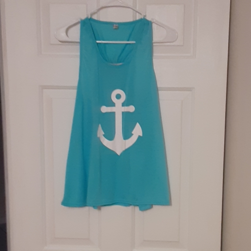 Beachy top
